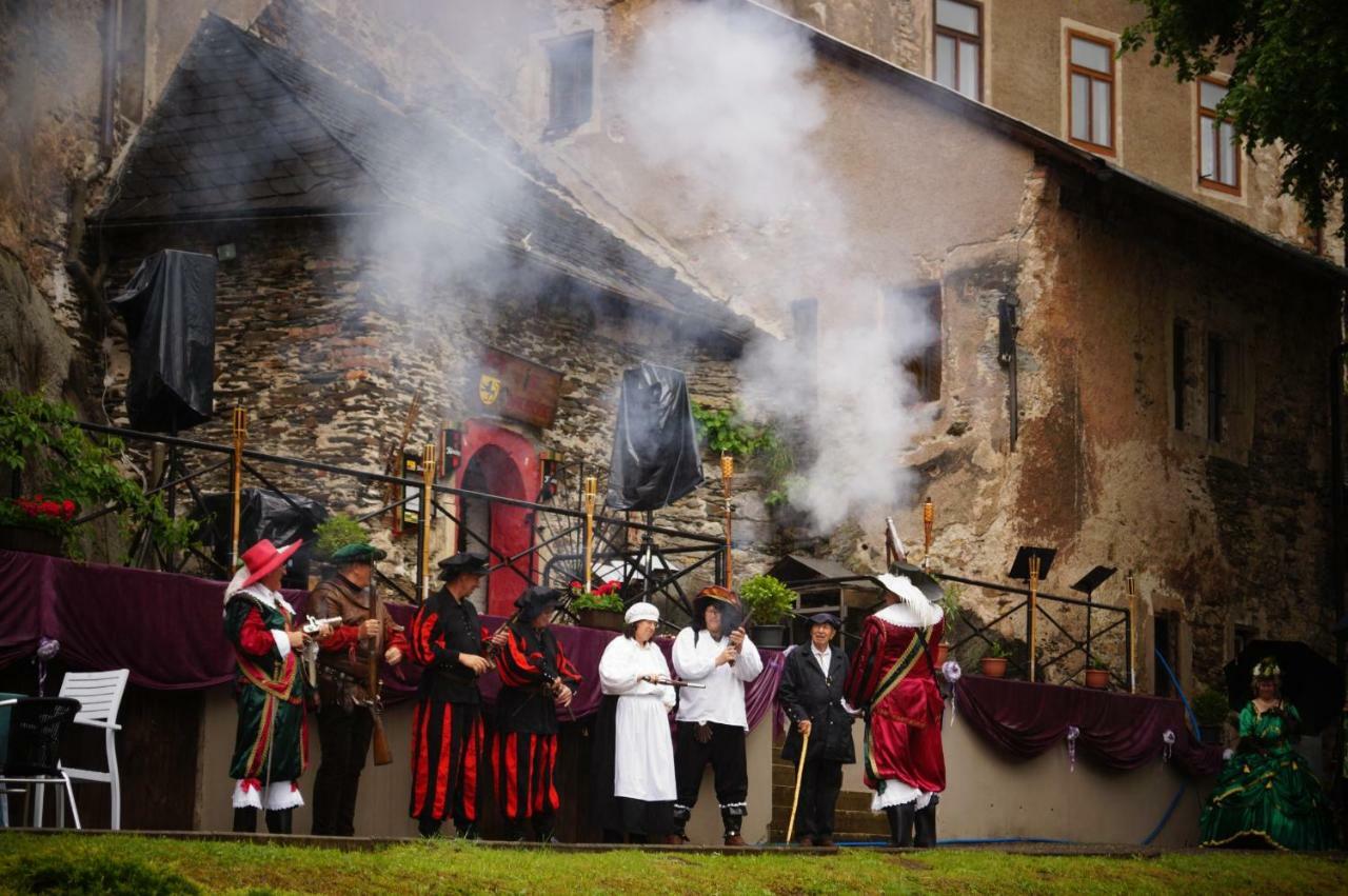 Hotel Schloss Wespenstein Grafenthal Екстер'єр фото